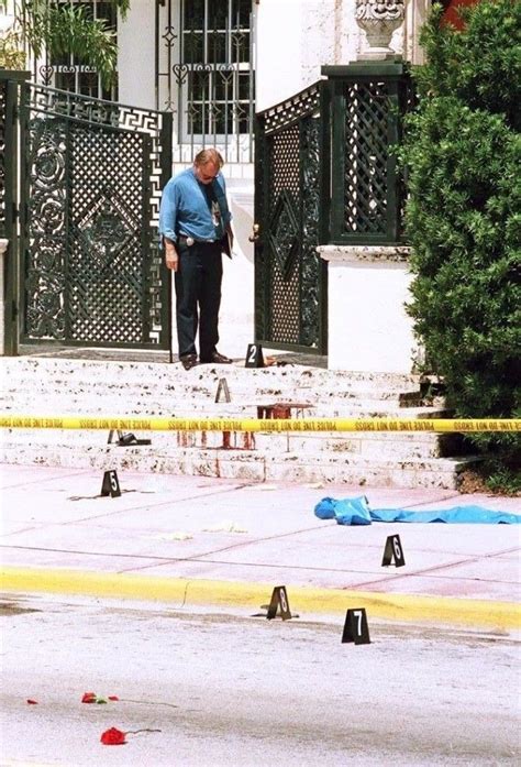 versace gianni morte|how did versace get killed.